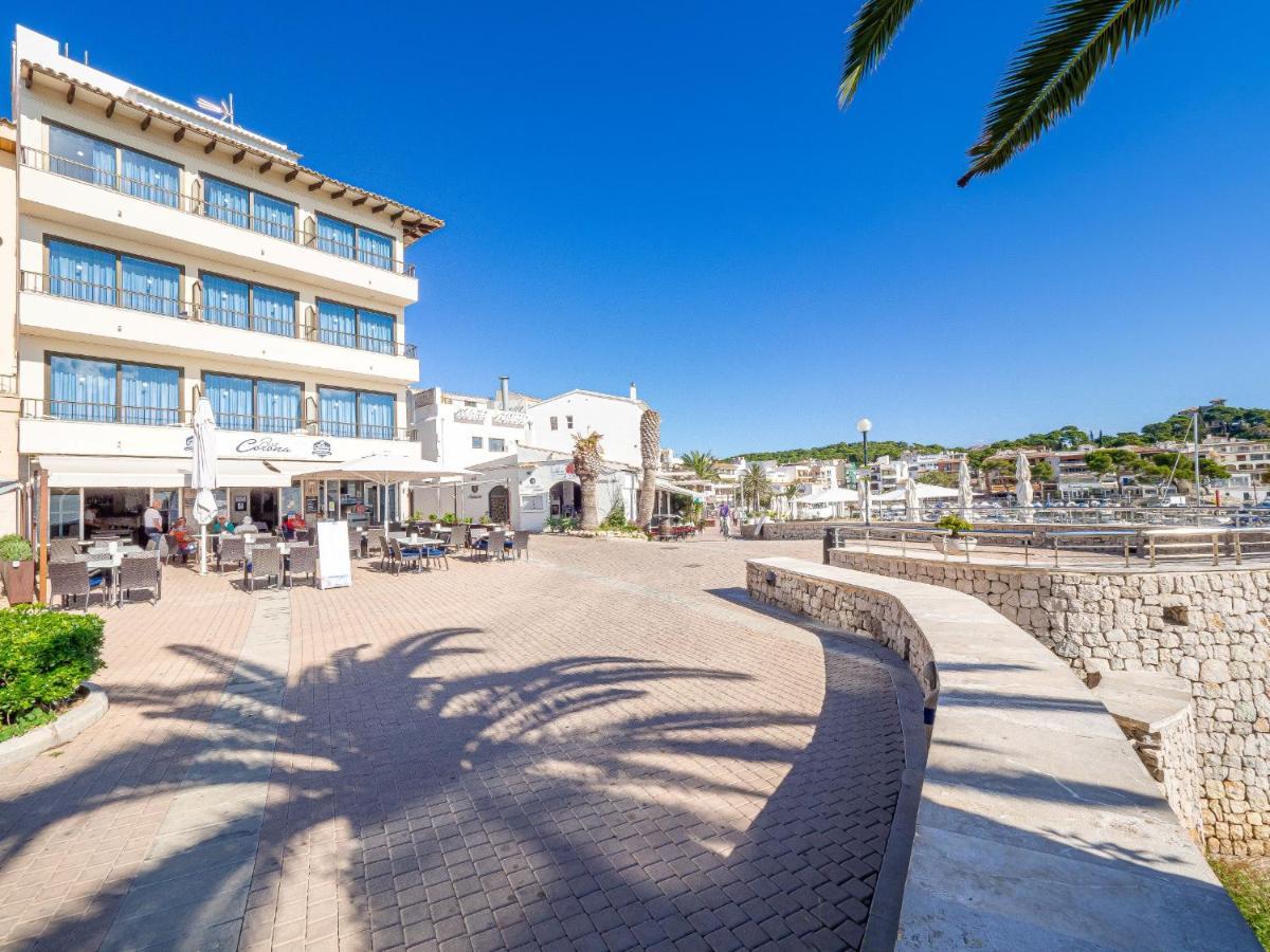 Hostal Port Corona Cala Ratjada  Eksteriør bilde