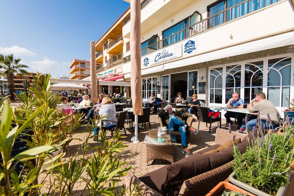 Hostal Port Corona Cala Ratjada  Eksteriør bilde