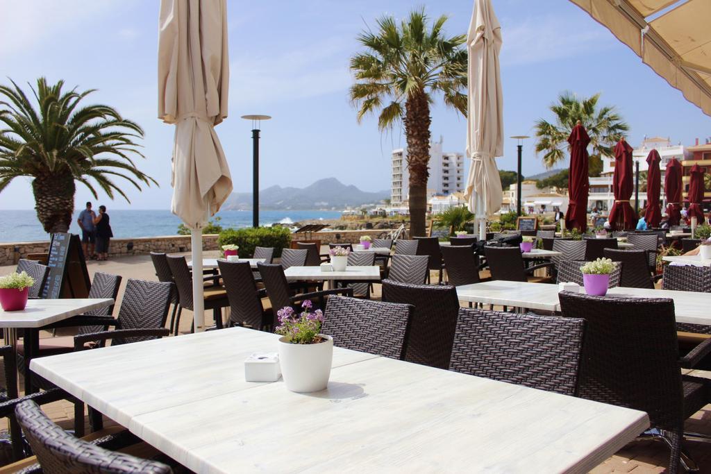 Hostal Port Corona Cala Ratjada  Eksteriør bilde